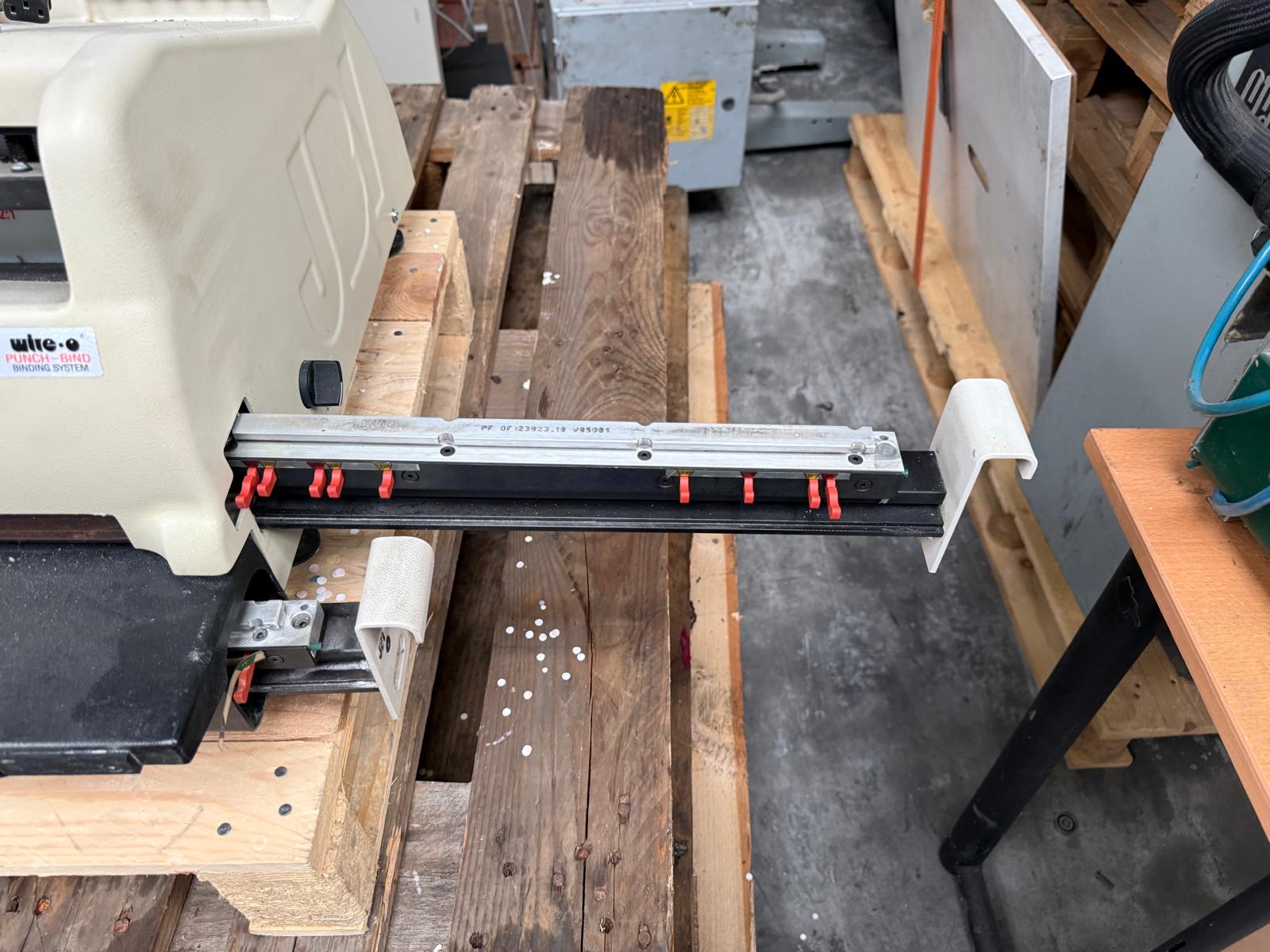 JBI, PunchBind 3300