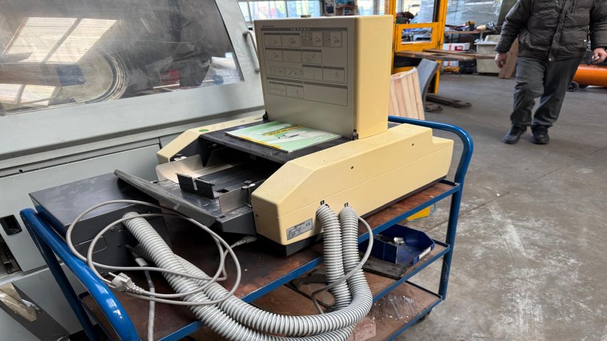 Horizon, PF-P330 2-buckles cross folder