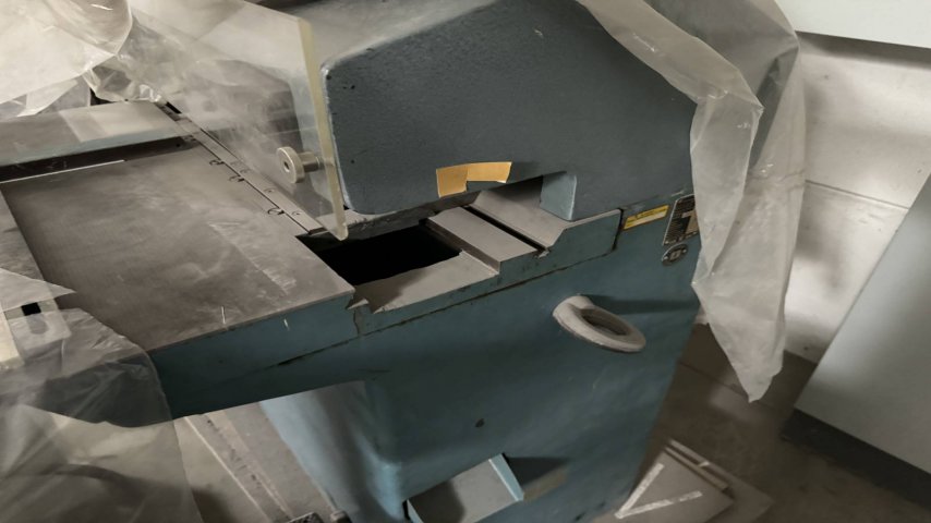 Polygraph, VEB Y50-10E