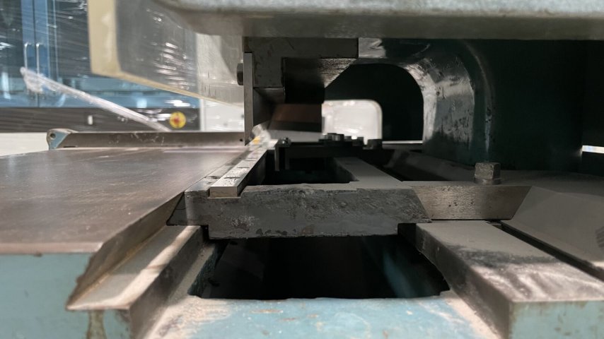 Polygraph, VEB Y50-10E